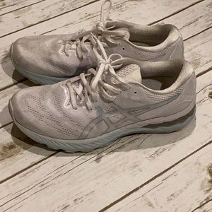 Women’s ASICS size 11 running shoes